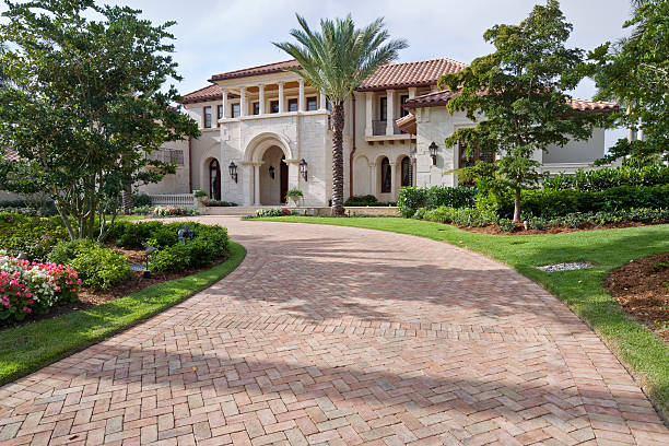 Best Driveway Pavers Near Me  in Clinton, MS